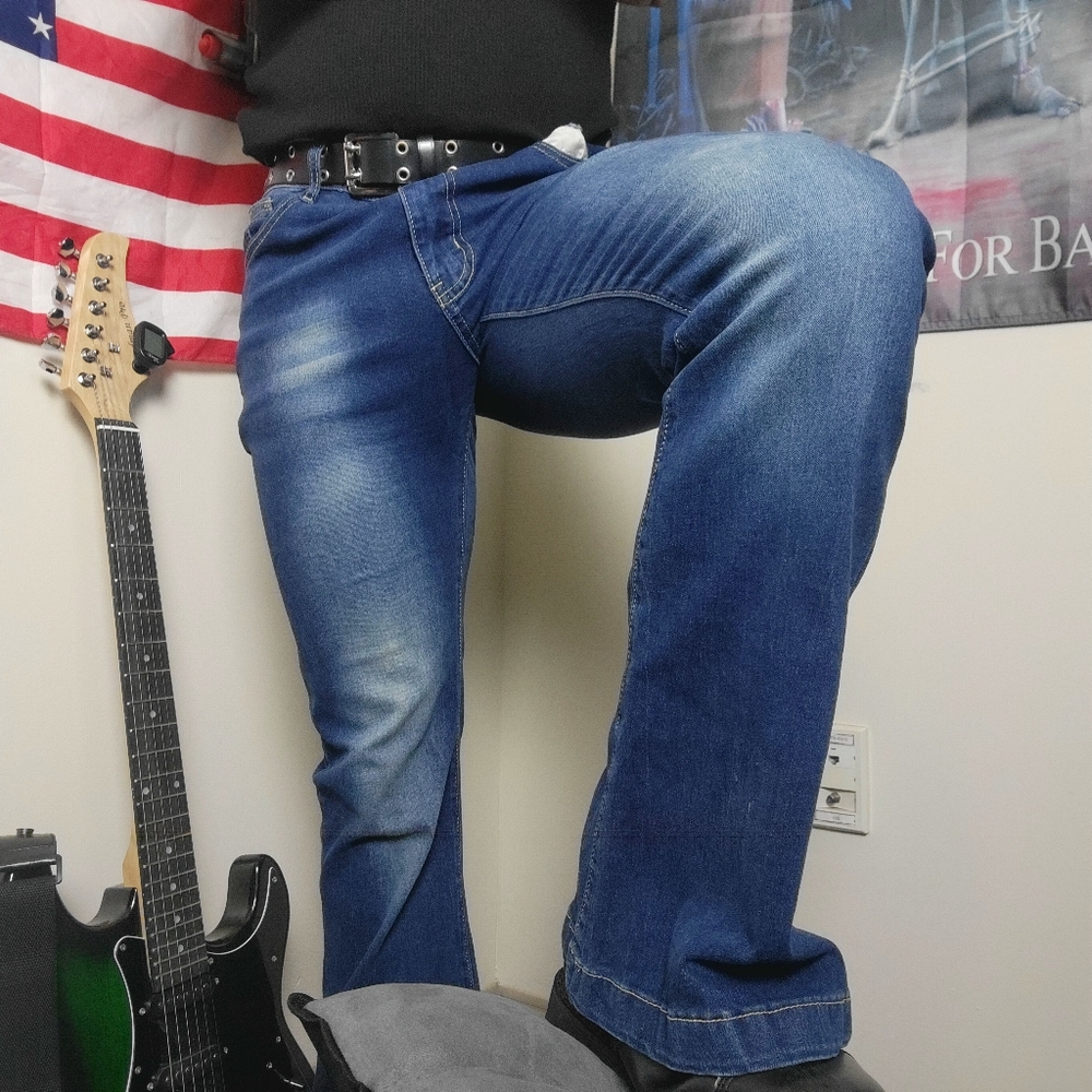 Dark blue denim vintage style men's flare jeans